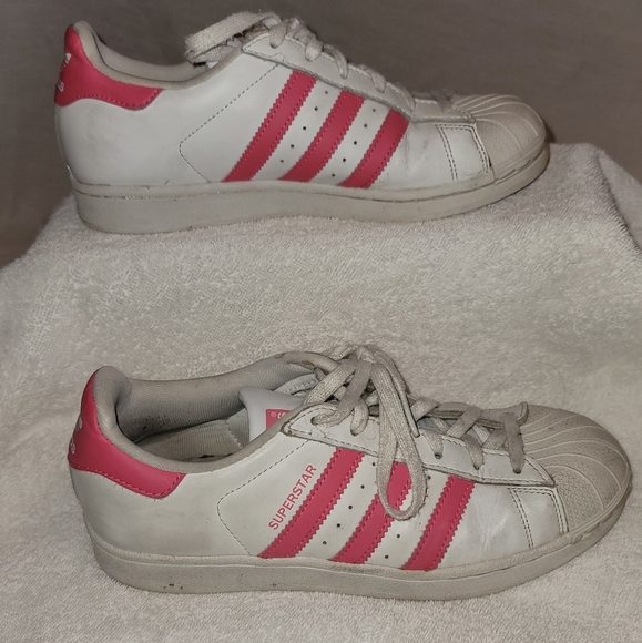 Pink and white Adidas superstar, women's size 5 - Picture 2 of 5